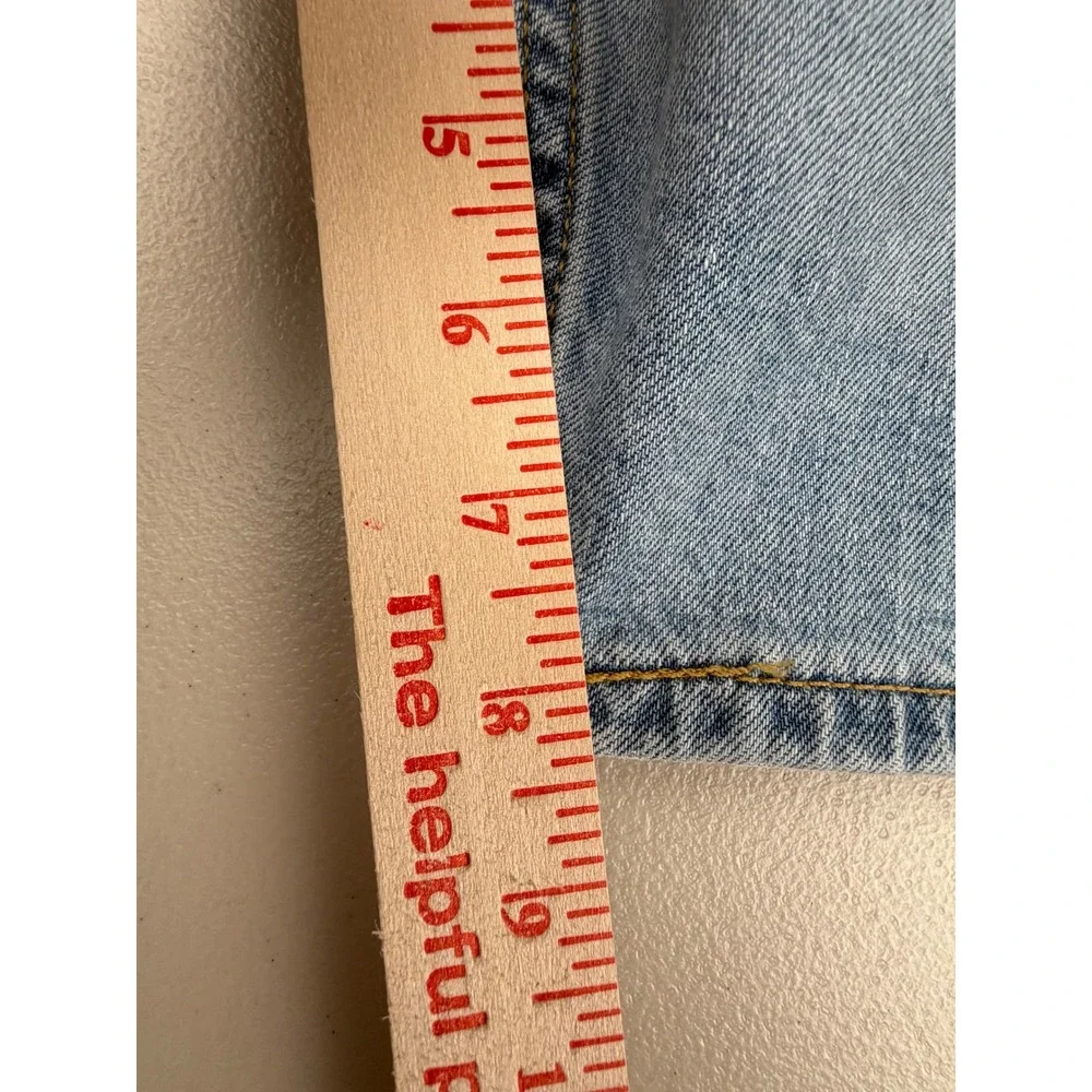 Levi Strauss 412 Slim Fit Denim Shorts Mens 42 Light Wash Blue 39387-0039